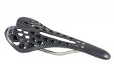 Sedlo Your Air CB-020 carbon look lesklé čierne